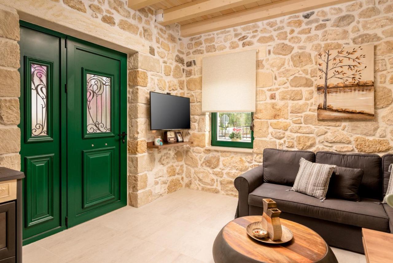 Oneiro Residence Petrokefálion 외부 사진