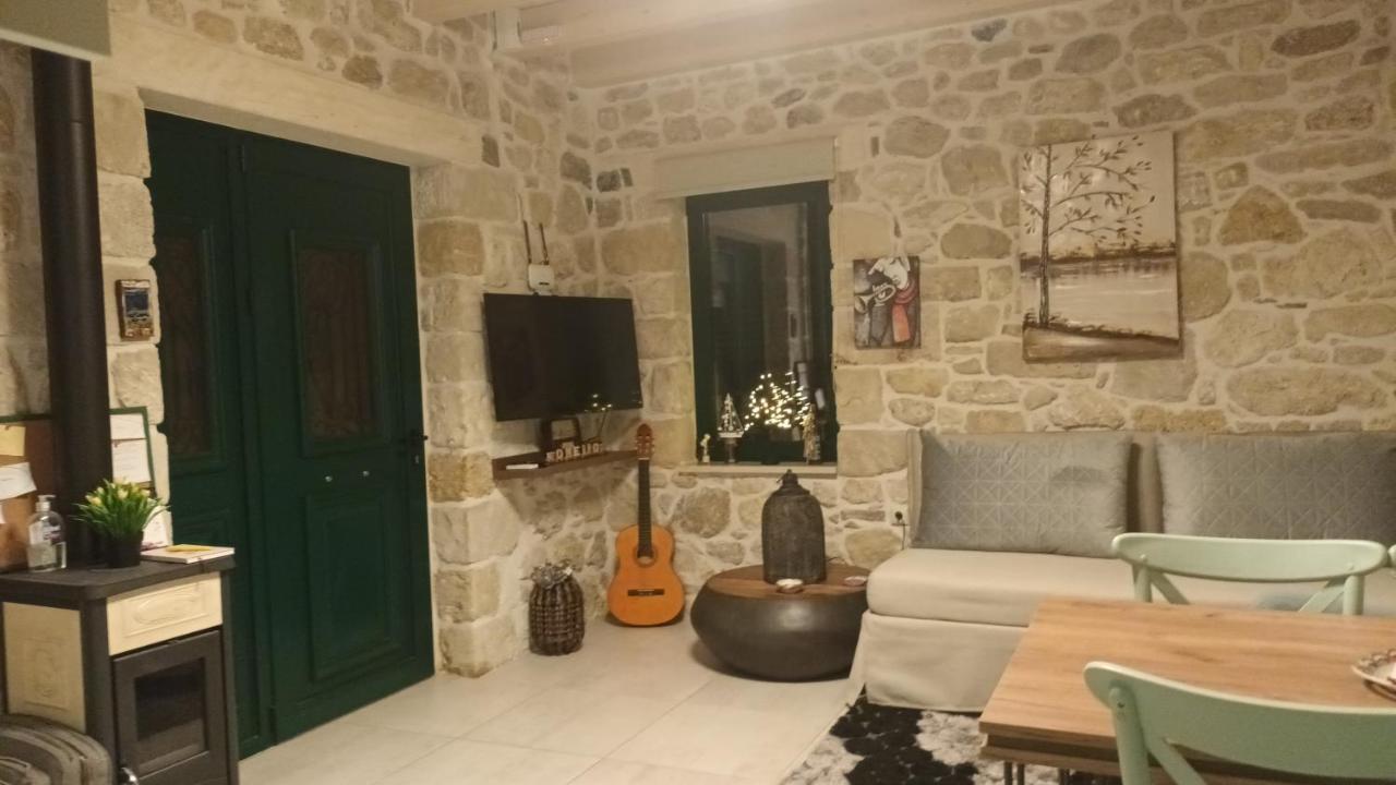 Oneiro Residence Petrokefálion 외부 사진
